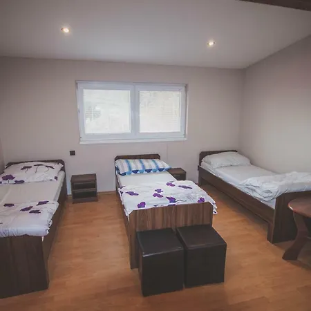 Pod Lesom * Drienica